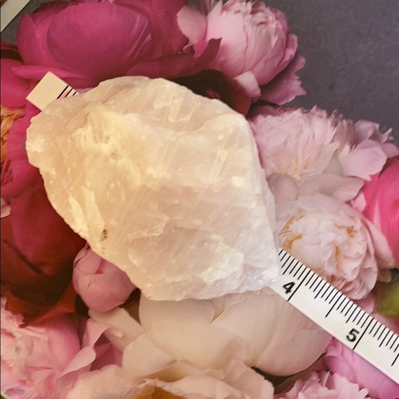 Natural Rose Quartz - Picture 7 of 7